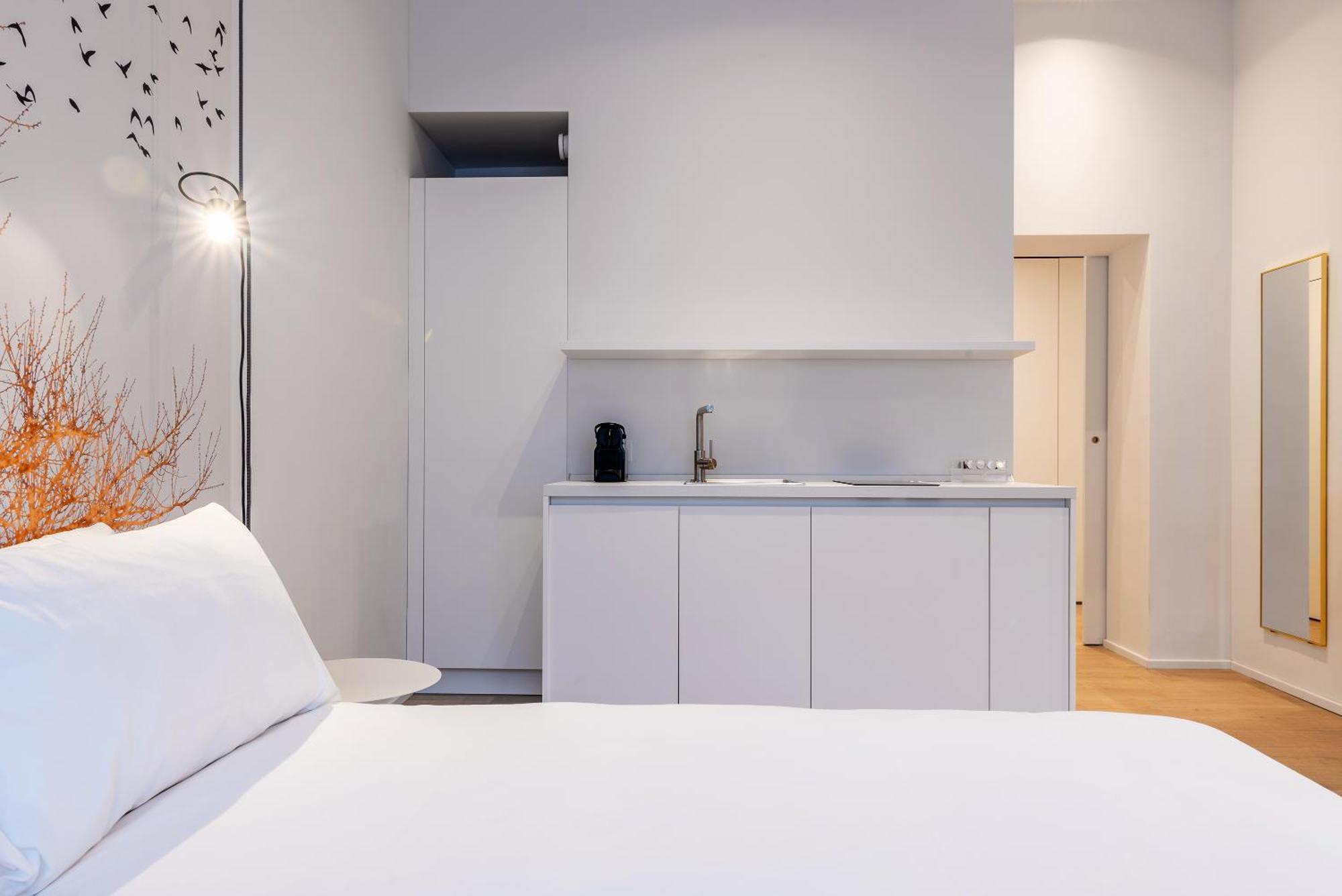 Easyhomes-City Centre Suites Mediolan Zewnętrze zdjęcie
