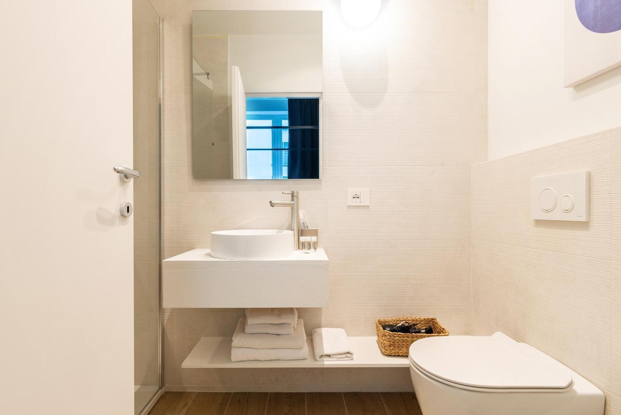 Easyhomes-City Centre Suites Mediolan Zewnętrze zdjęcie